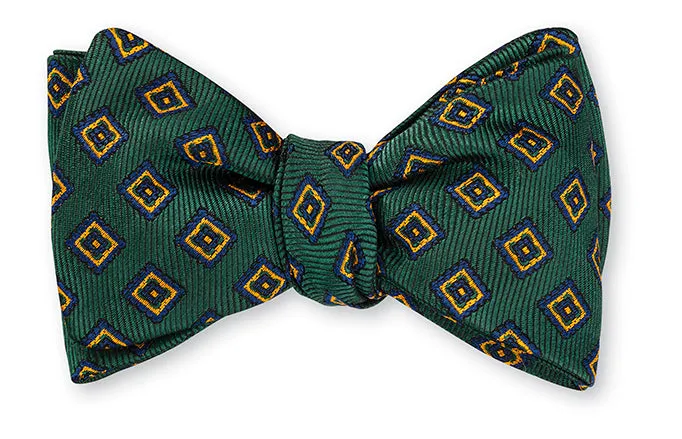 Green Cedar Diamonds Bow Tie - B5349