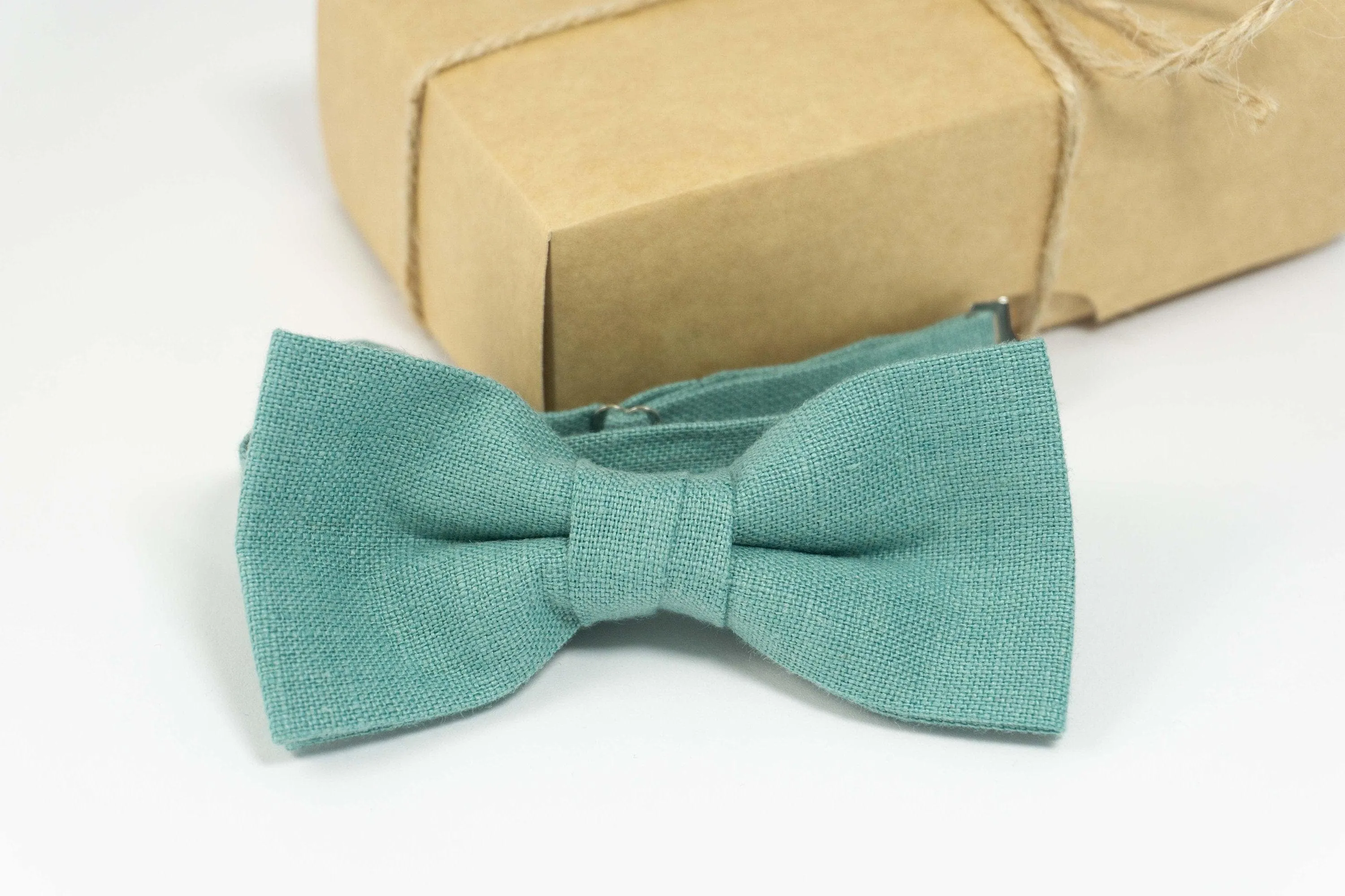 Sea green bow tie for boys or adults | Sea Green wedding bow tie